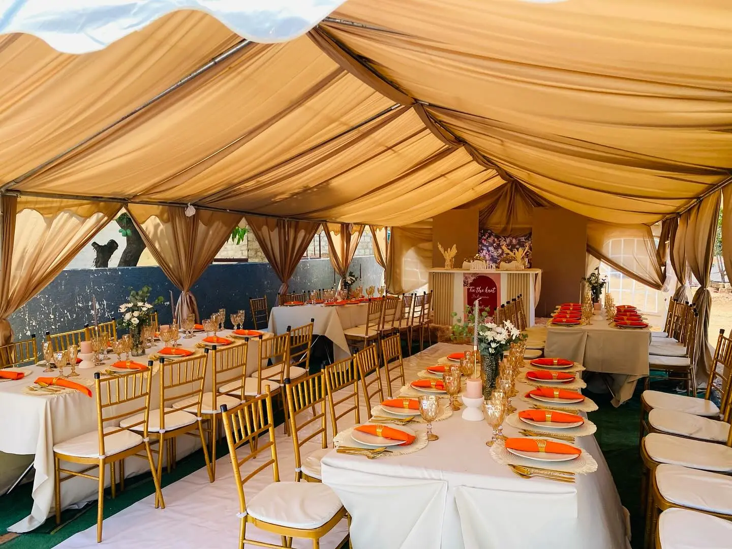 Magic Plum kabanna tent wedding decor